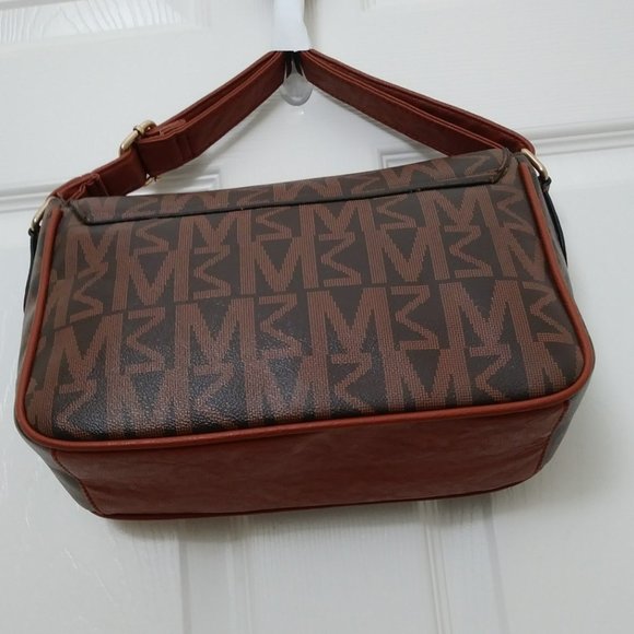 Michael Michelle World Traveler Day Trip Crossbody Bag - Picture 8 of 12